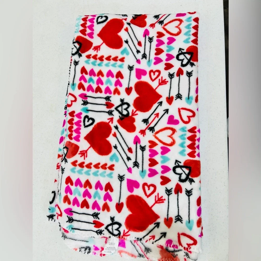 Valentine’s Day Pillow & Blanket